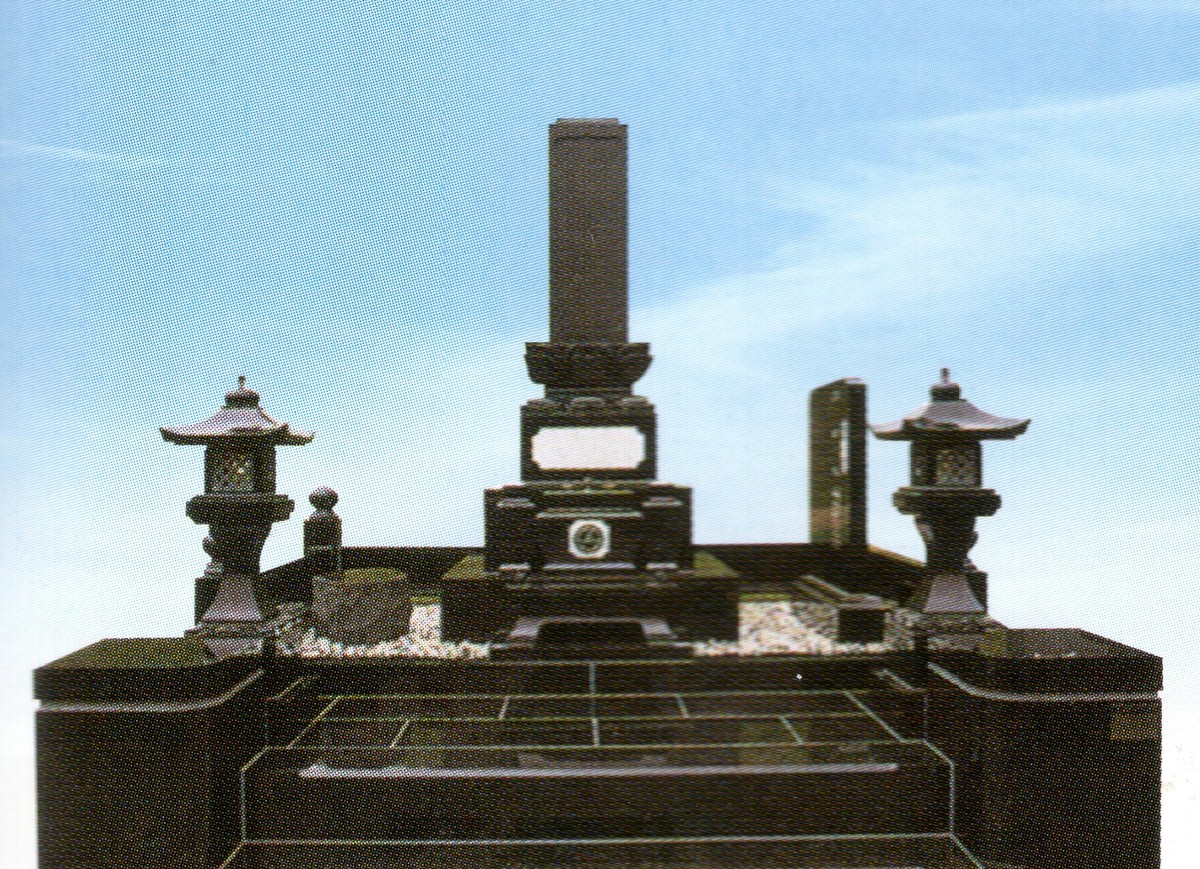 和型墓石　材質：インド産 Y1